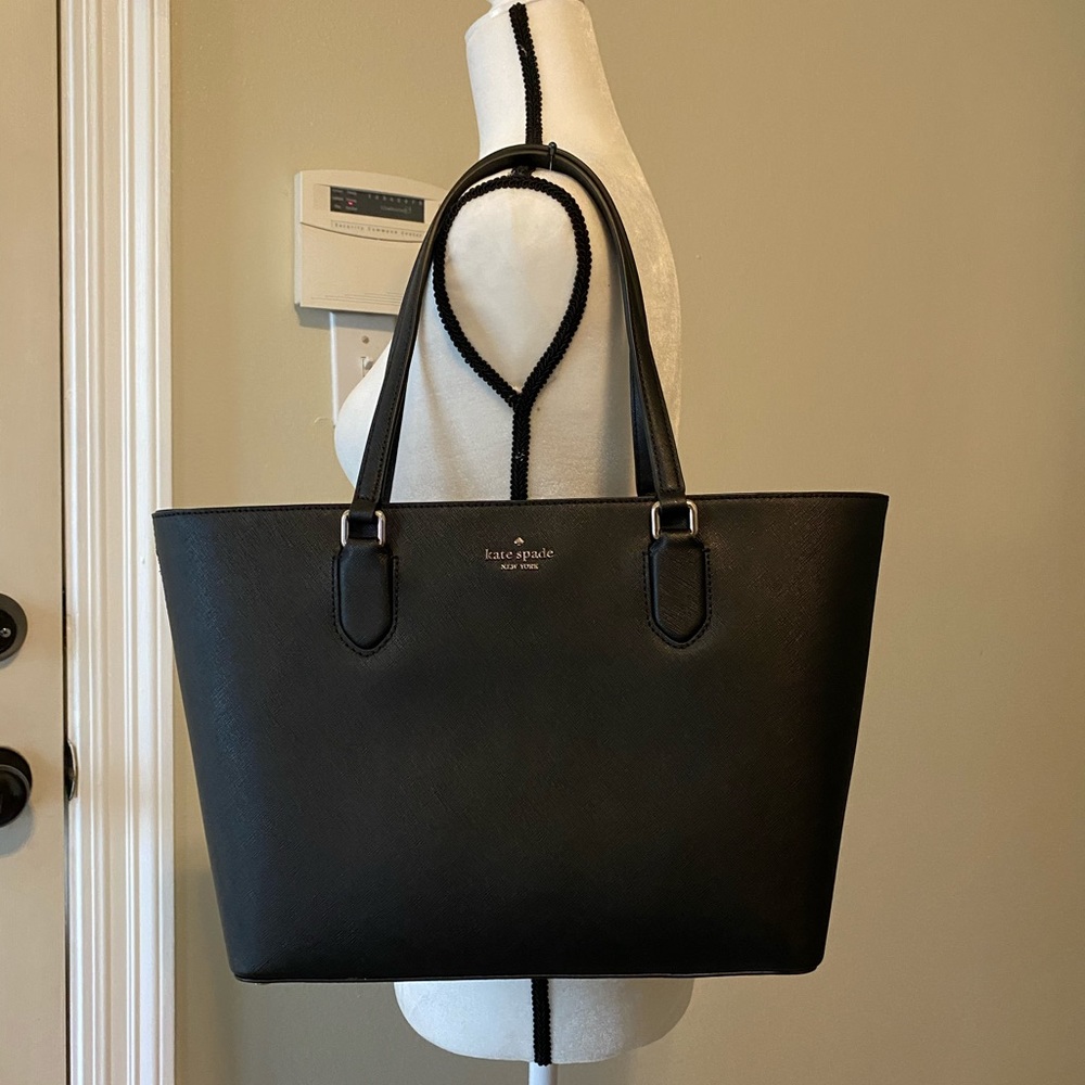 Kate Spade ♠️ laurel way medium dally & wristlet - Picture 2 of 11